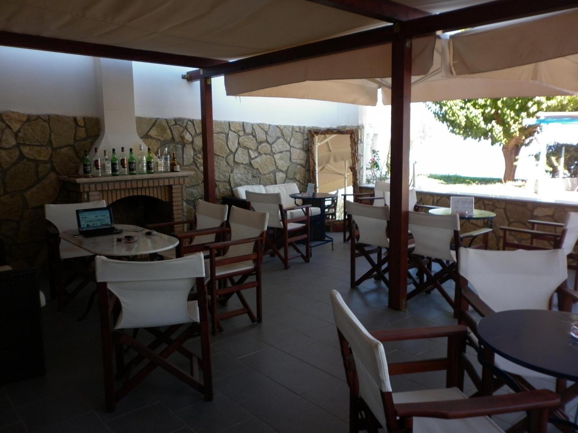 Akri Rooms Akráta Ngoại thất bức ảnh